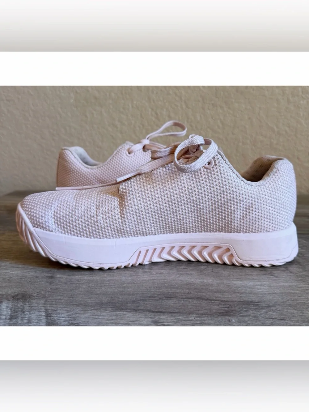 NOBULL Outwork Edge Shoes Light Pink Womens Size 8.5